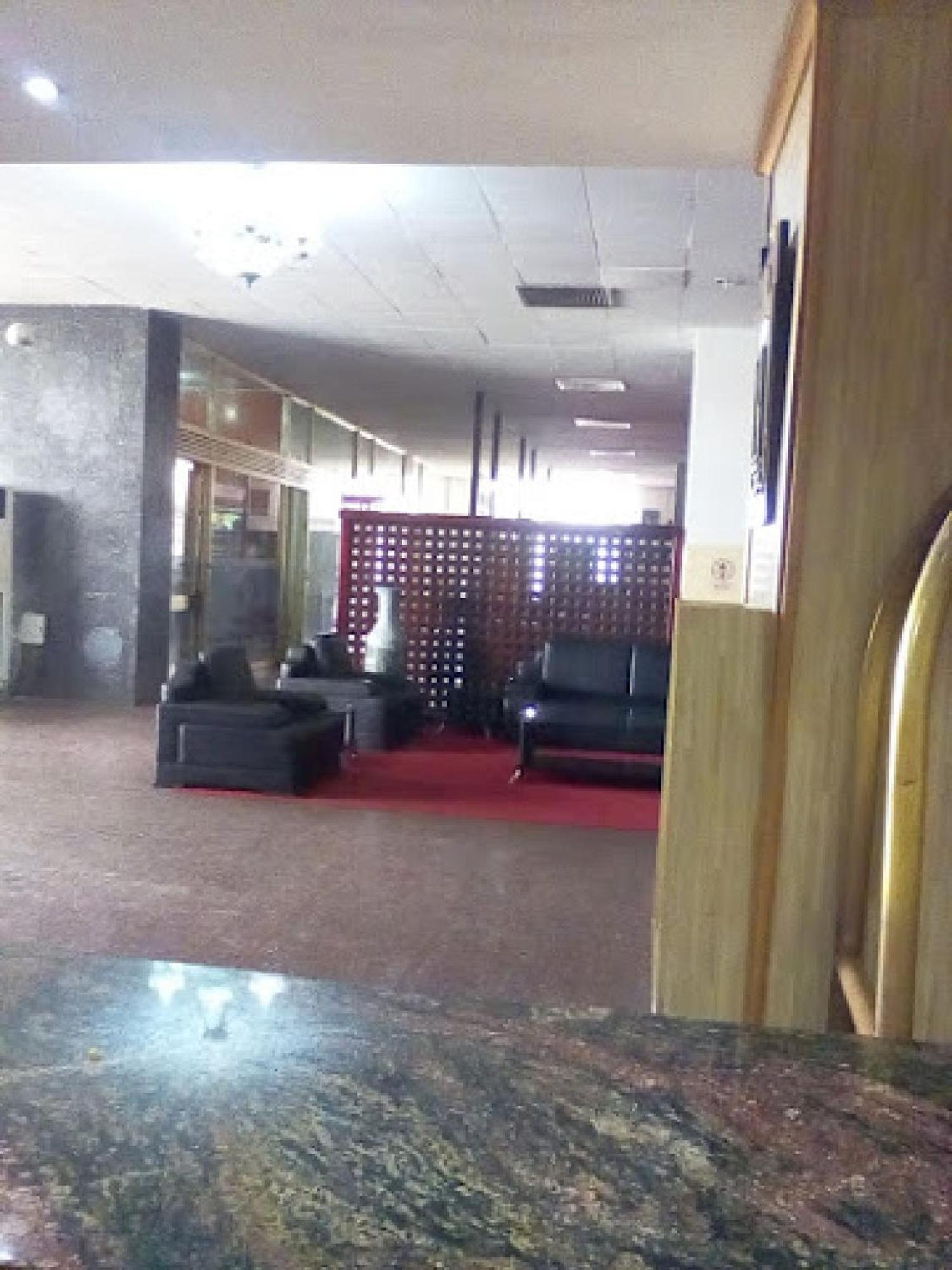Room In Lodge - Premier Hotel-Ibadan Exterior photo